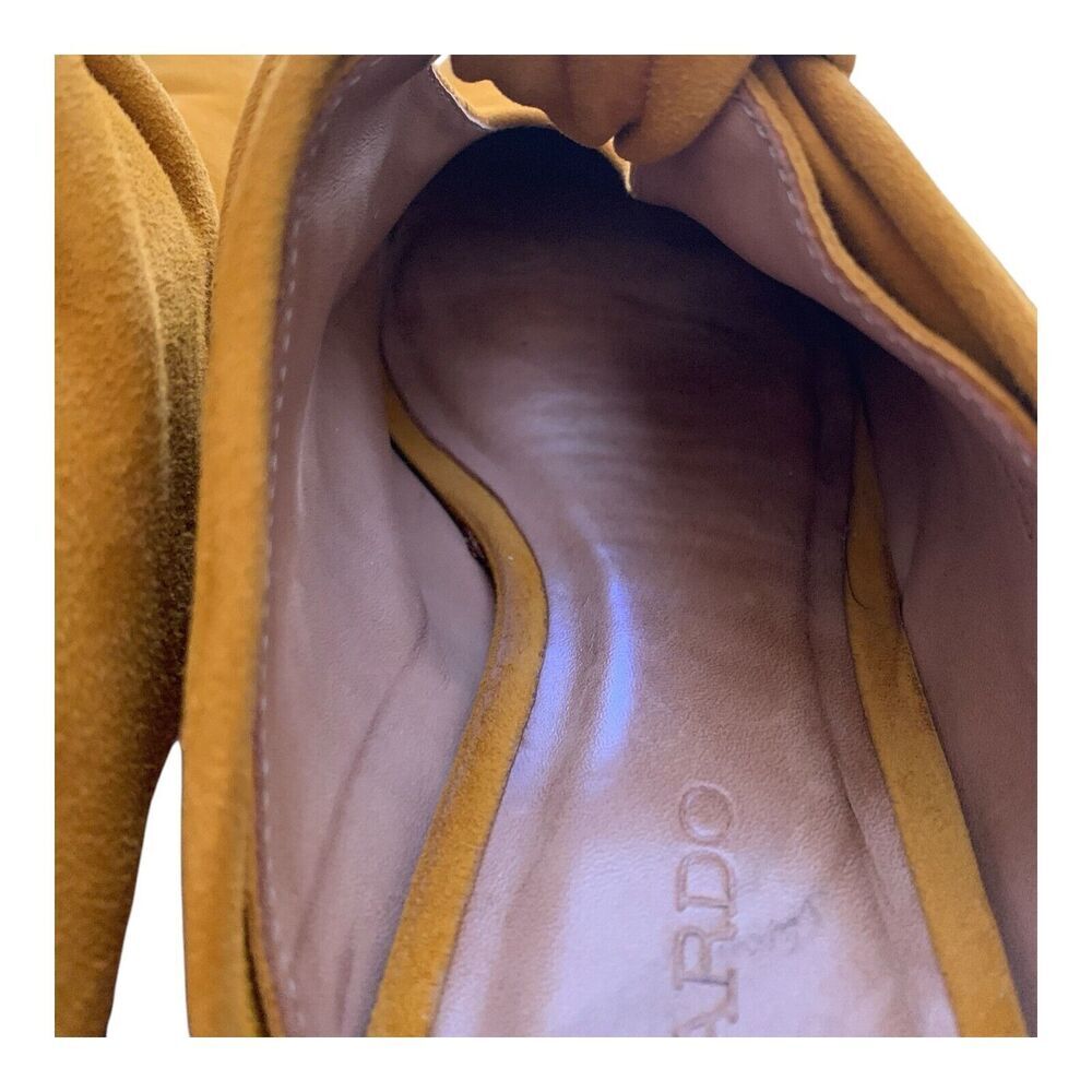 Bernardo Pumps Size 7.5 M US Mustard Yellow Suede Heels Close Toe Slip On Mules - Picture 14 of 16
